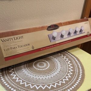 Design House Damp Location Polished Chrome Vanity Light 5 bulbs 60watt